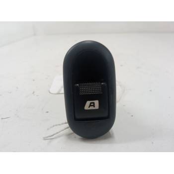 MANDO ELEVALUNAS DELANTERO DERECHO 96401469XT 