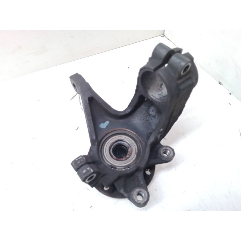 Recambio de mangueta delantera izquierda para peugeot 205 ii (20a/c) 1.1 referencia OEM IAM   