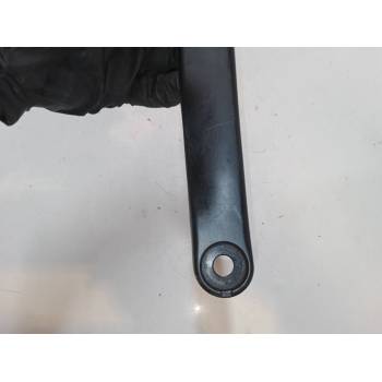 BRAZO LIMPIA DELANTERO IZQUIERDO 