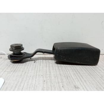 ANCLAJE CINTURON DELANTERO DERECHO 