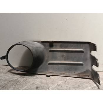 MOLDURA PARAGOLPES TRASERO IZQUIERDA 