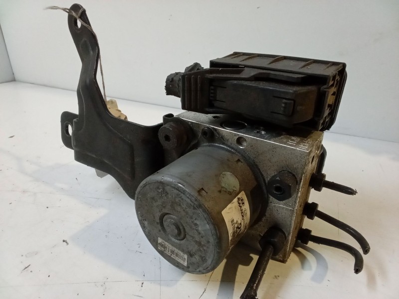 Recambio de abs para hyundai veloster (fs) 1.6 t-gdi referencia OEM IAM 58920-2V780 A1000630AEE BE6003G620