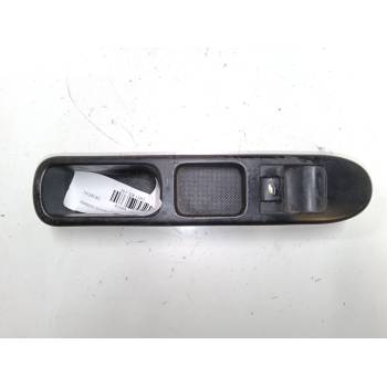 MANDO ELEVALUNAS DELANTERO DERECHO PA6GF30 