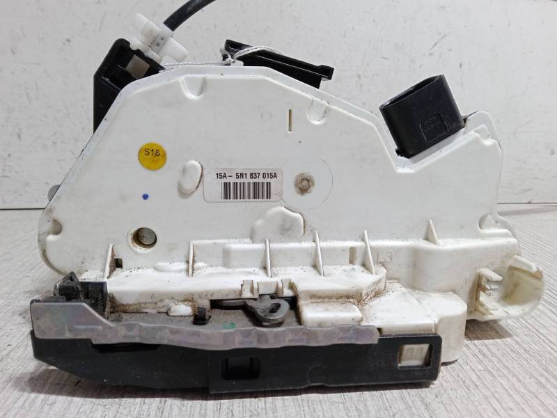 CERRADURA PUERTA DELANTERA IZQUIERDA 5N1837015A 