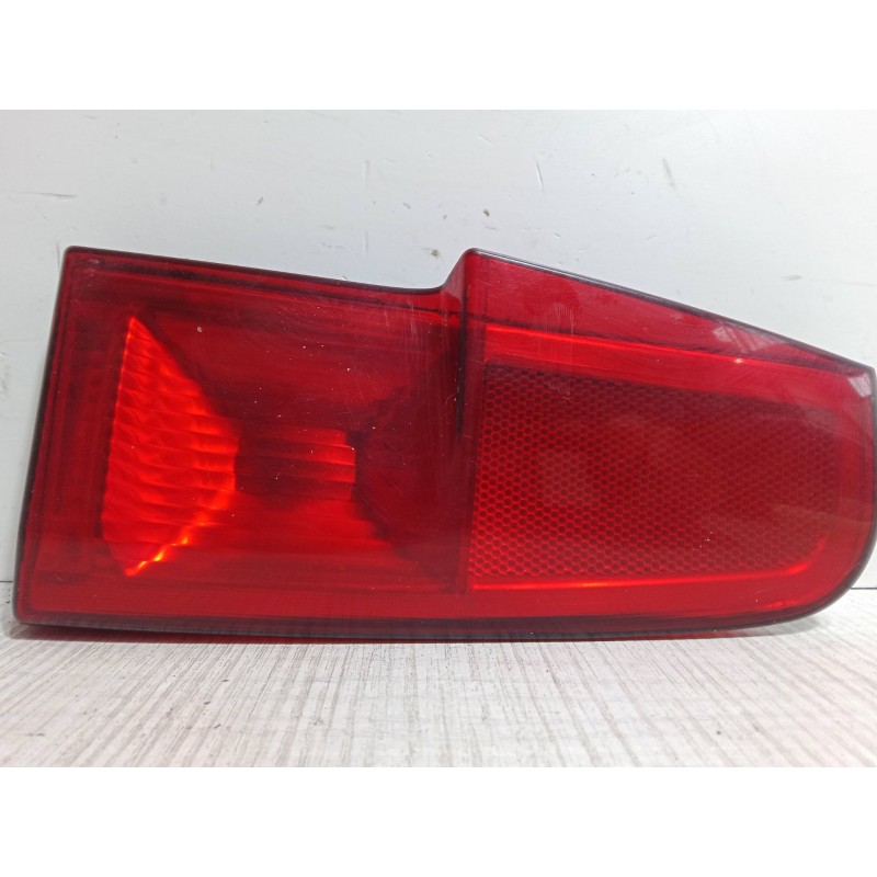 Recambio de piloto trasero porton derecho para fiat punto (188_) 1.2 60 (188.030, .050, .130, .150, .230, .250) referencia OEM I