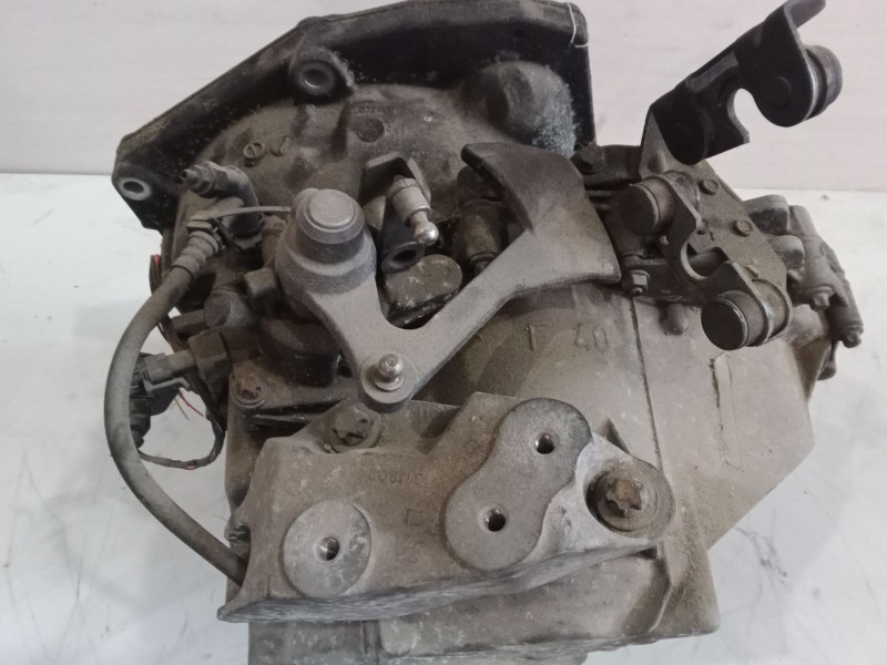Recambio de caja de cambios manual 5 velocidades para saab 9-3 (ys3f, e79, d79, d75) 1.9 tid referencia OEM IAM GM55350375  