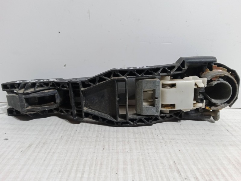 Recambio de maneta exterior puerta trasera derecha para seat toledo iii (5p2) 1.9 tdi referencia OEM IAM   