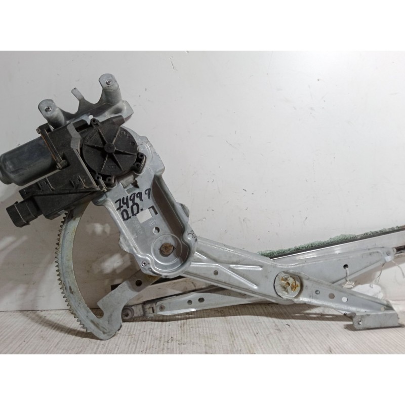 Recambio de elevalunas electrico delantero derecho para opel meriva a monospace (x03) 1.4 16v twinport (e75) referencia OEM IAM 