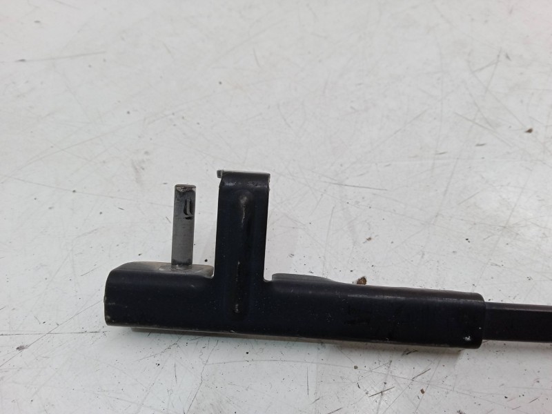 Recambio de brazo limpia delantero derecho para peugeot 207/207+ (wa_, wc_) 1.4 16v referencia OEM IAM   