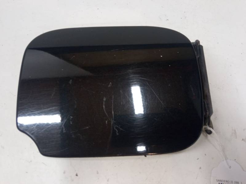 TAPA EXTERIOR COMBUSTIBLE 