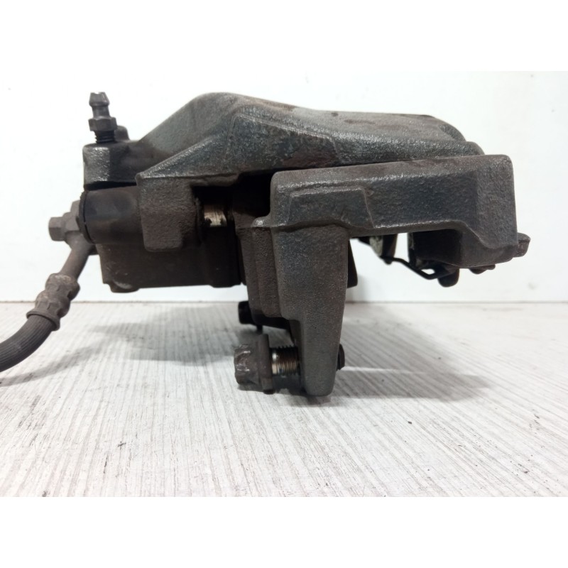 Recambio de pinza freno delantera derecha para opel combo furgoneta/monovolumen 1.3 cdti 16v referencia OEM IAM FN357/25  