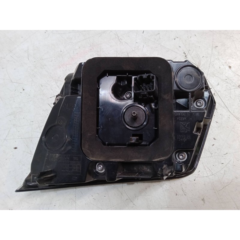 Recambio de piloto trasero porton izquierdo para peugeot 3008 suv (mc_, mr_, mj_, m4_) 1.5 bluehdi 130 referencia OEM IAM   