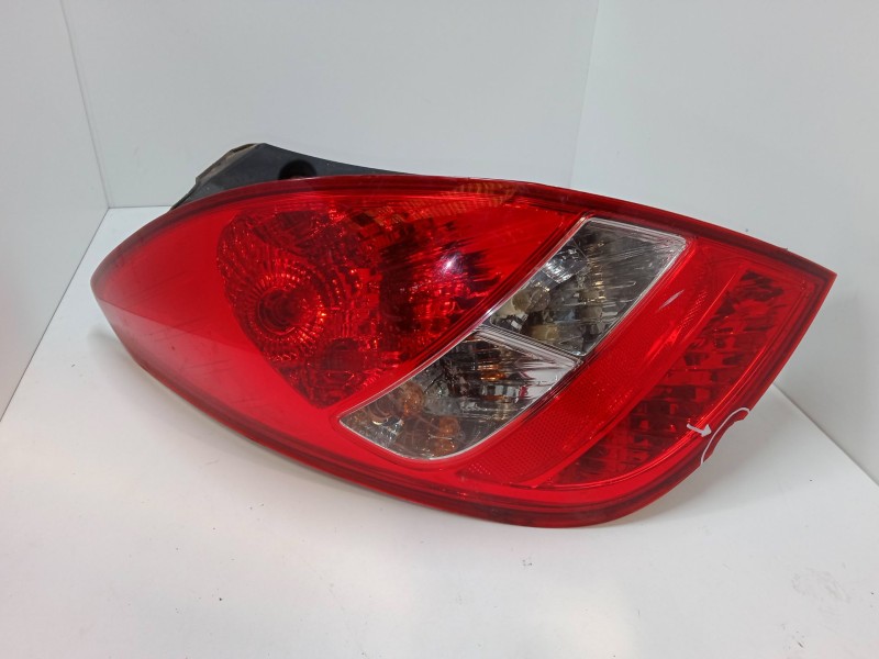 Recambio de piloto trasero izquierdo para hyundai i20 i (pb, pbt) 1.2 referencia OEM IAM   