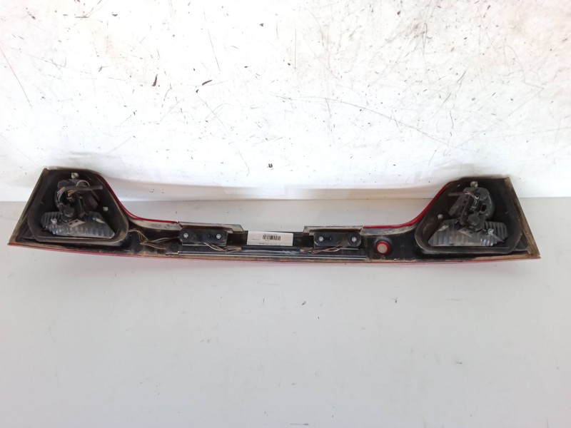 Recambio de piloto trasero central para seat toledo ii (1m2) 1.9 tdi referencia OEM IAM   