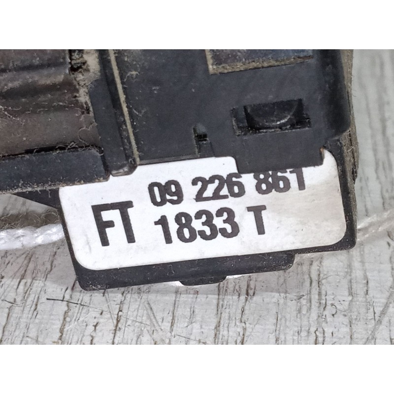 Recambio de mando retrovisor para opel zafira a monospace (t98) 2.0 dti 16v (f75) referencia OEM IAM    Recambio de mando retrovisor para opel zafira a monospace (t98) 2.0 dti 16v (f75) referencia OEM IAM