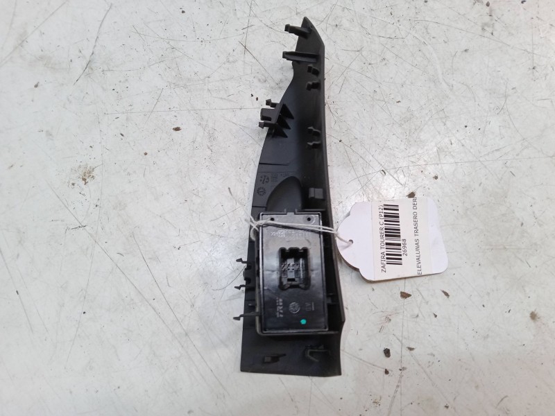 Recambio de mando elevalunas trasero derecho para opel zafira tourer c (p12) 1.4 lpg (75) referencia OEM IAM 13301888  