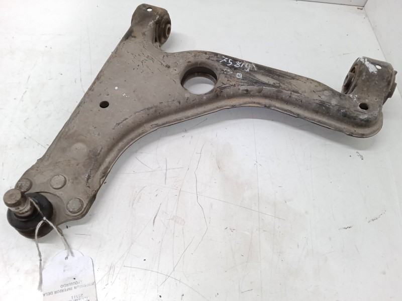 Recambio de brazo suspension inferior delantero izquierdo para opel astra h (a04) 1.4 (l48) referencia OEM IAM   