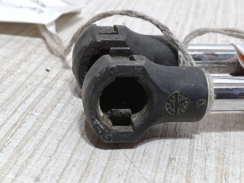 Recambio de amortiguadores malet/porton para renault laguna ii (bg0/1_) 1.6 16v (bg0a, bg0l) referencia OEM IAM   