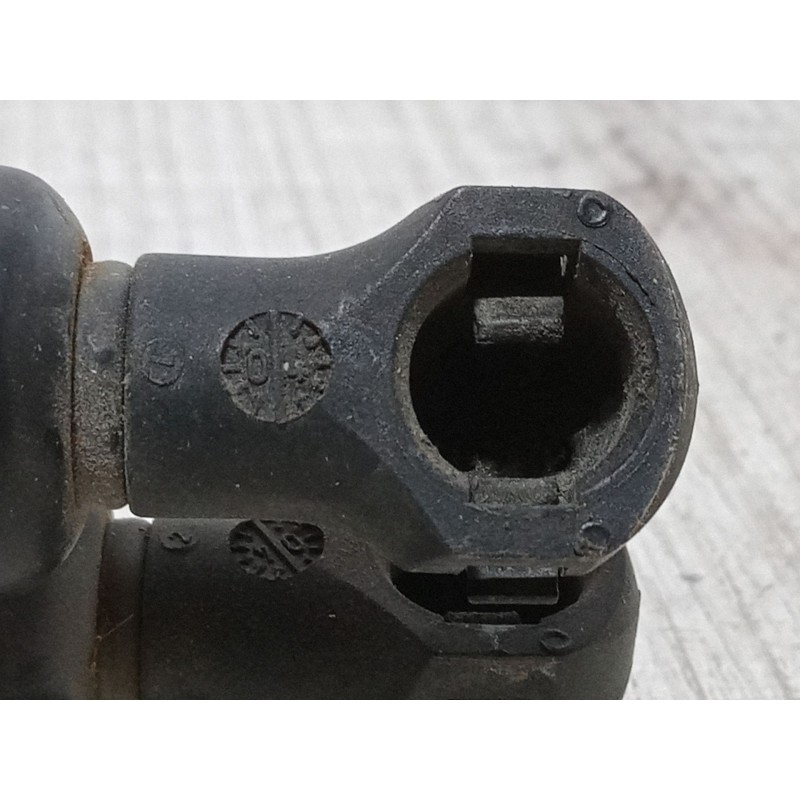 Recambio de amortiguadores malet/porton para renault laguna ii (bg0/1_) 1.6 16v (bg0a, bg0l) referencia OEM IAM   