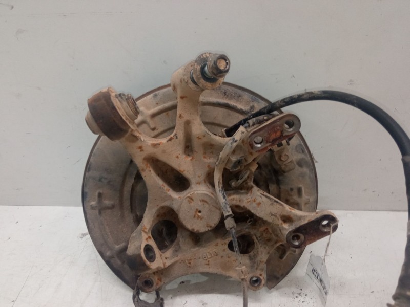 Recambio de mangueta trasera derecha para kia carnival / grand carnival iii (vq) 2.9 crdi referencia OEM IAM   