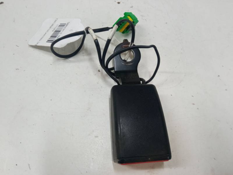 ANCLAJE CINTURON DELANTERO IZQUIERDO 