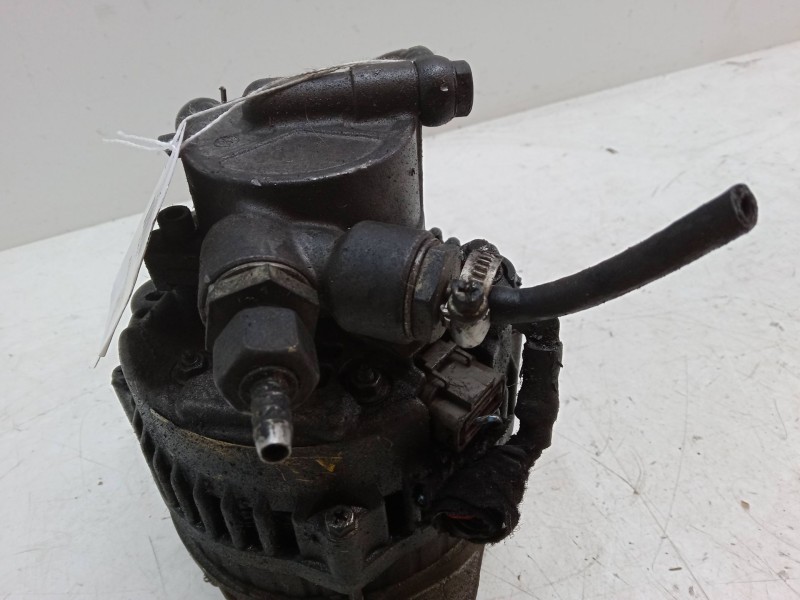Recambio de alternador para volkswagen golf v (1k1) 1.9 tdi referencia OEM IAM 746807  