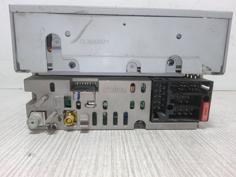 Recambio de radio cd para audi a3 sportback (8pa) 2.0 tdi 16v referencia OEM IAM CQ-EA1373LC   Recambio de radio cd para audi a3 sportback (8pa) 2.0 tdi 16v referencia OEM IAM CQ-EA1373LC