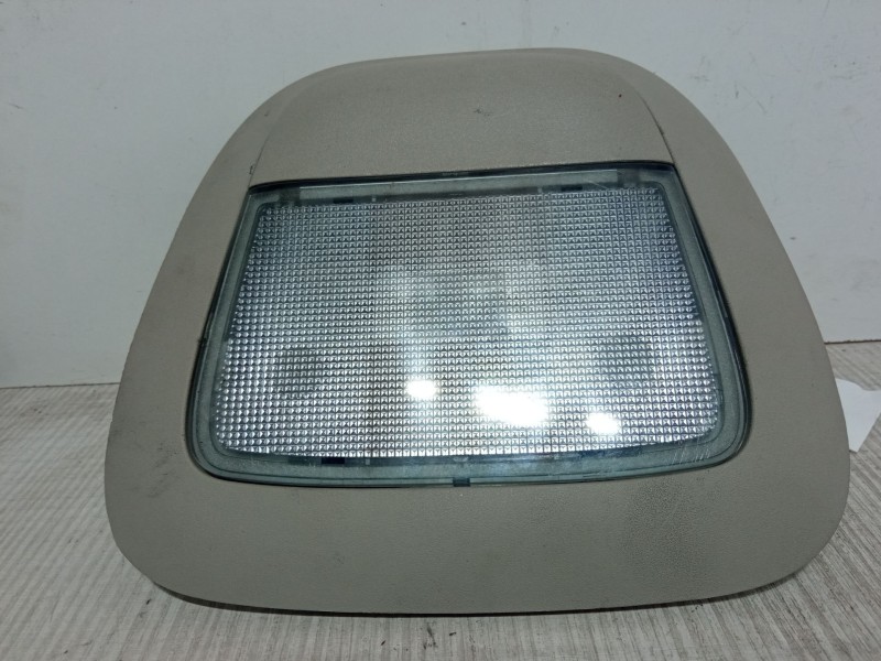 Recambio de luz interior delantera para opel combo furgoneta/monovolumen 1.3 cdti 16v referencia OEM IAM 024422522  