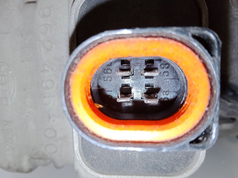 Recambio de faro izquierdo para volkswagen polo iii (6n1) 45 1.0 referencia OEM IAM   