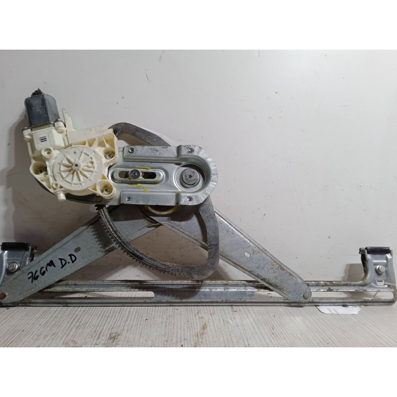 Recambio de elevalunas electrico delantero derecho para ford focus ii (da_, hcp, dp) 1.6 referencia OEM IAM   