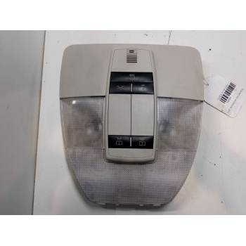 LUZ INTERIOR DELANTERA A1698206601 