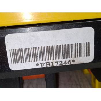 CAJA RELES / FUSIBLES 