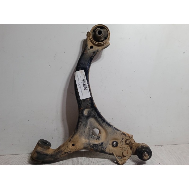 Recambio de brazo suspension inferior delantero derecho para kia carnival / grand carnival iii (vq) 2.9 crdi referencia OEM IAM 