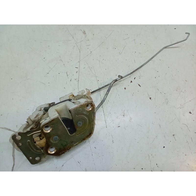 Recambio de cerradura puerta trasera derecha para mitsubishi l200 (k7_t, k6_t, k5_t) 2.5 td 4wd (k74t) referencia OEM IAM   