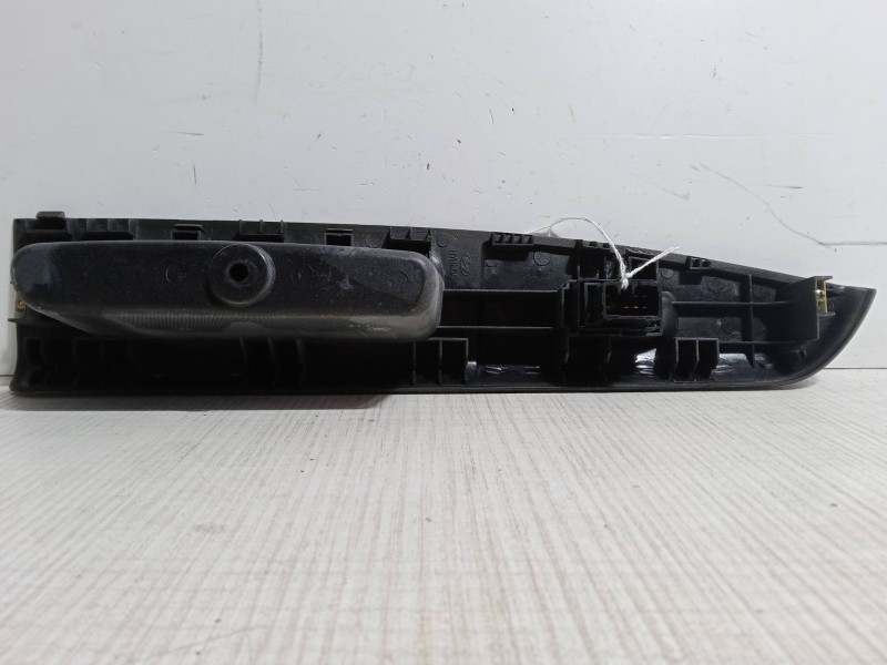 Recambio de mando elevalunas delantero derecho para hyundai getz (tb) 1.3 referencia OEM IAM   