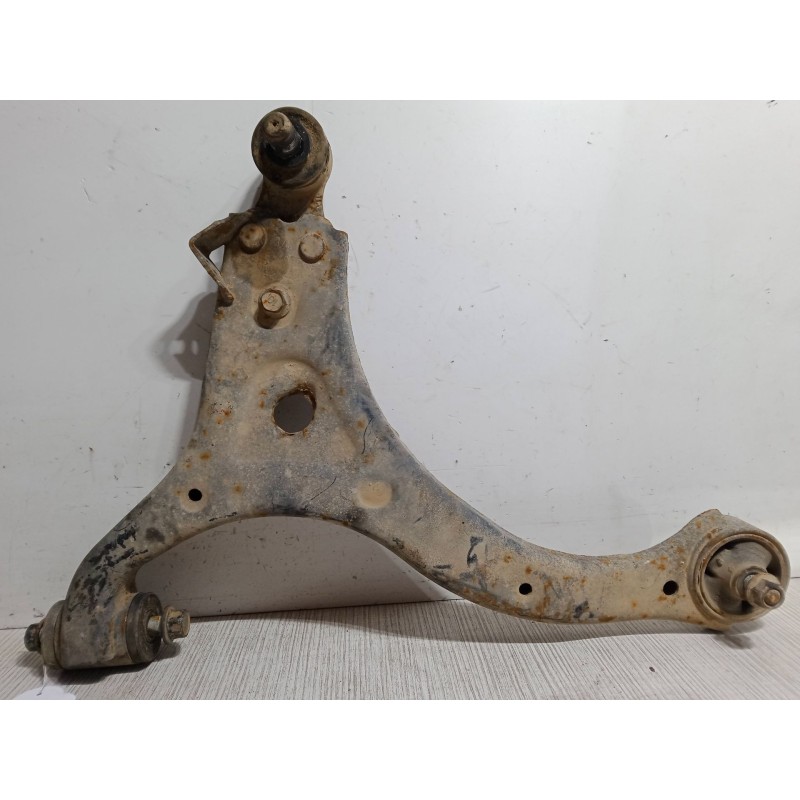 Recambio de brazo suspension inferior delantero izquierdo para kia carnival / grand carnival iii (vq) 2.9 crdi referencia OEM IA