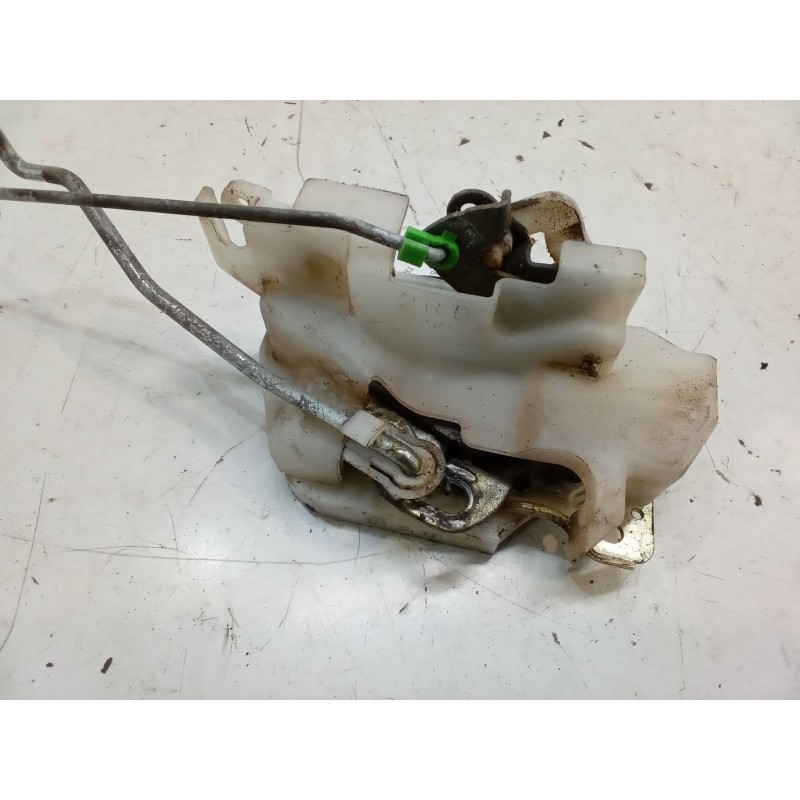 Recambio de cerradura puerta trasera derecha para mitsubishi l200 (k7_t, k6_t, k5_t) 2.5 td 4wd (k74t) referencia OEM IAM   