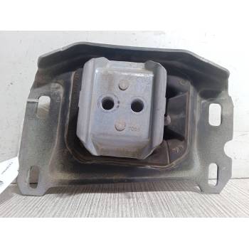 SOPORTE MOTOR IZQUIERDO 