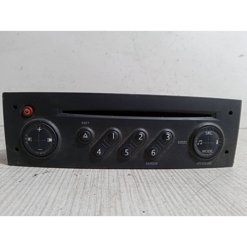 Recambio de radio cd para renault grand scénic ii (jm0/1_) 1.6 referencia OEM IAM 8200505114T  