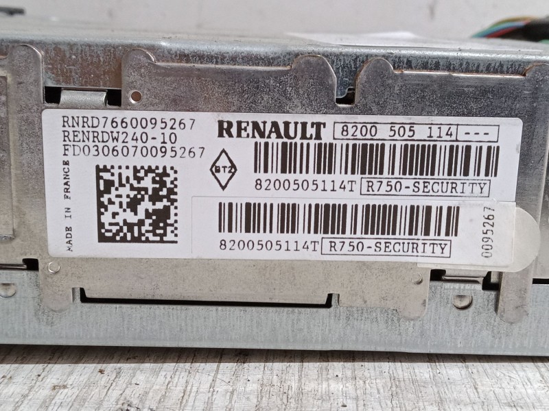 Recambio de radio cd para renault grand scénic ii (jm0/1_) 1.6 referencia OEM IAM 8200505114T  