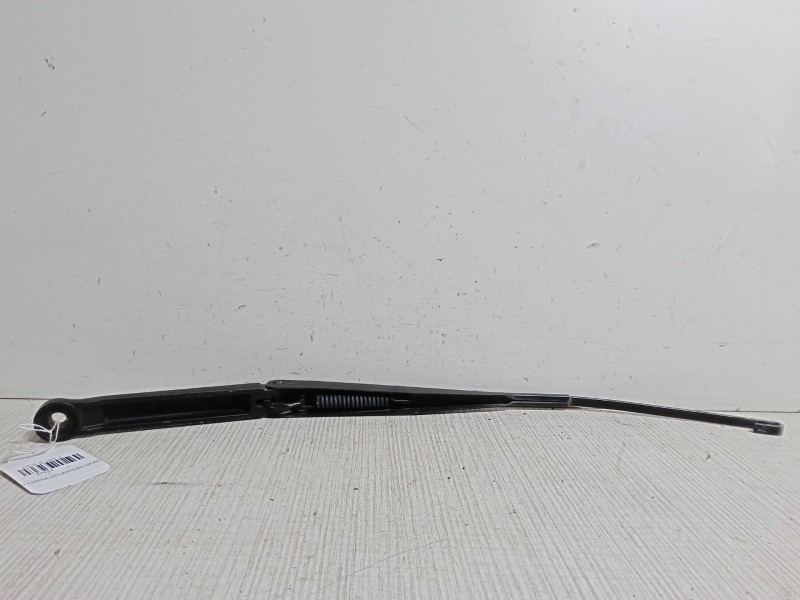 Recambio de brazo limpia delantero derecho para honda cr-v ii (rd_) 2.2 ctdi (rd9) referencia OEM IAM   