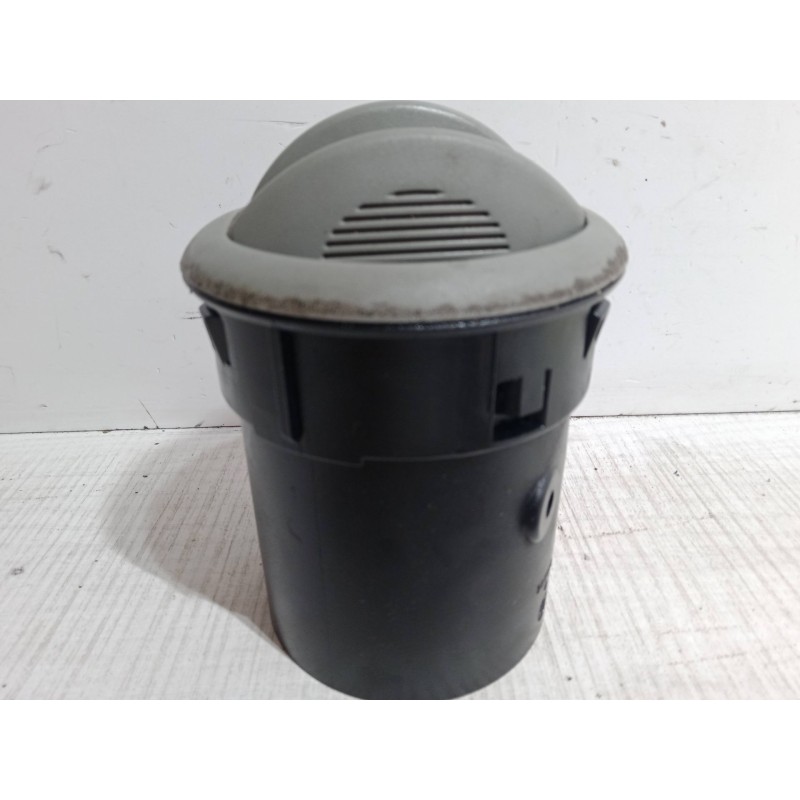 Recambio de aireador derecho para fiat punto (188_) 1.9 jtd 80 (188.237, .257, .337, .357) referencia OEM IAM   