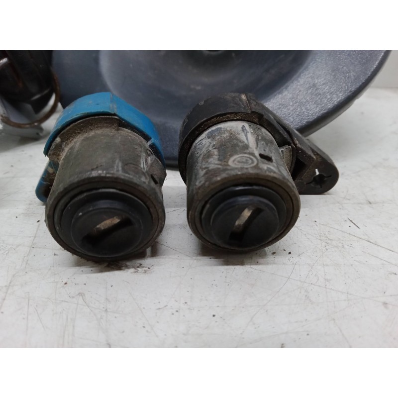 Recambio de kit bombines para renault clio ii (bb_, cb_) 1.2 (bb0a, bb0f, bb10, bb1k, bb28, bb2d, bb2h, cb0a,... referencia OEM 