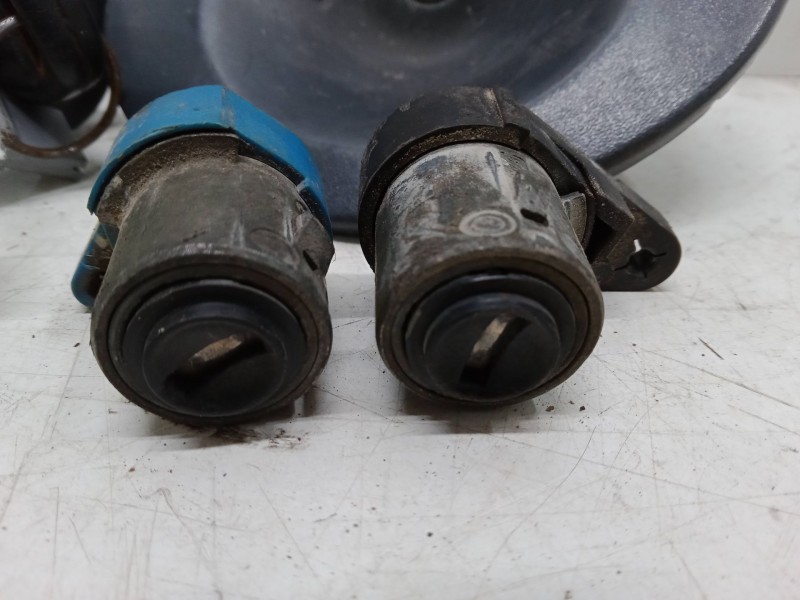 Recambio de kit bombines para renault clio ii (bb_, cb_) 1.2 (bb0a, bb0f, bb10, bb1k, bb28, bb2d, bb2h, cb0a,... referencia OEM 