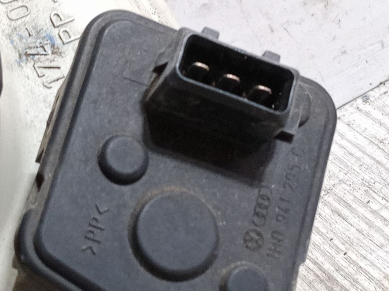 Recambio de faro derecho para volkswagen golf iii (1h1) 1.6 referencia OEM IAM   