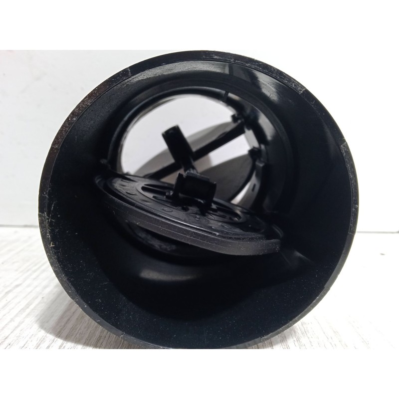 Recambio de aireador izquierdo para fiat punto (188_) 1.9 jtd 80 (188.237, .257, .337, .357) referencia OEM IAM   