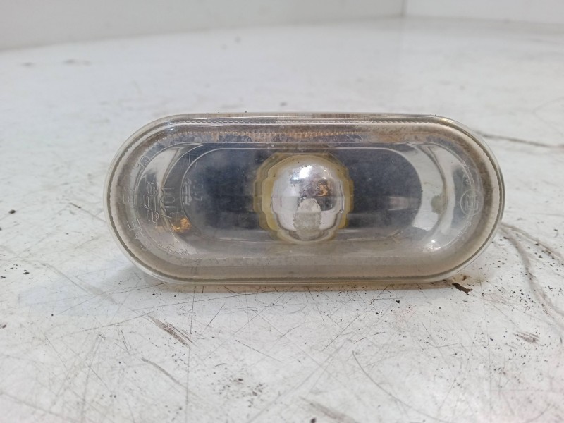 Recambio de intermitente lateral derecho para volkswagen polo (9n_, 9a_) 1.2 12v referencia OEM IAM   