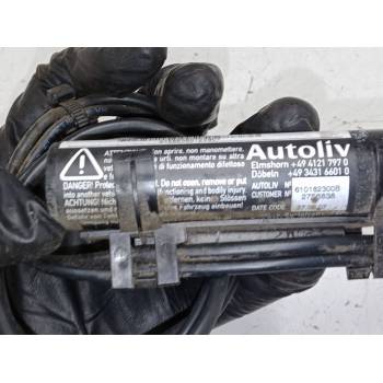 ANCLAJE CINTURON DELANTERO DERECHO 