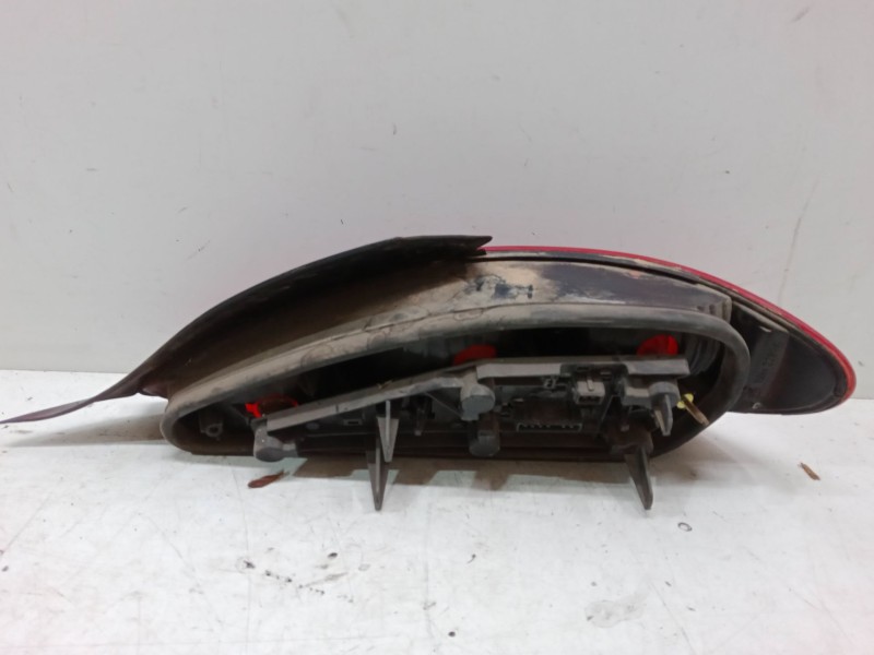 Recambio de piloto trasero izquierdo para peugeot 406 coupé (8c) 2.0 16v referencia OEM IAM   