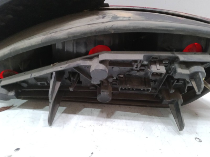 Recambio de piloto trasero izquierdo para peugeot 406 coupé (8c) 2.0 16v referencia OEM IAM   